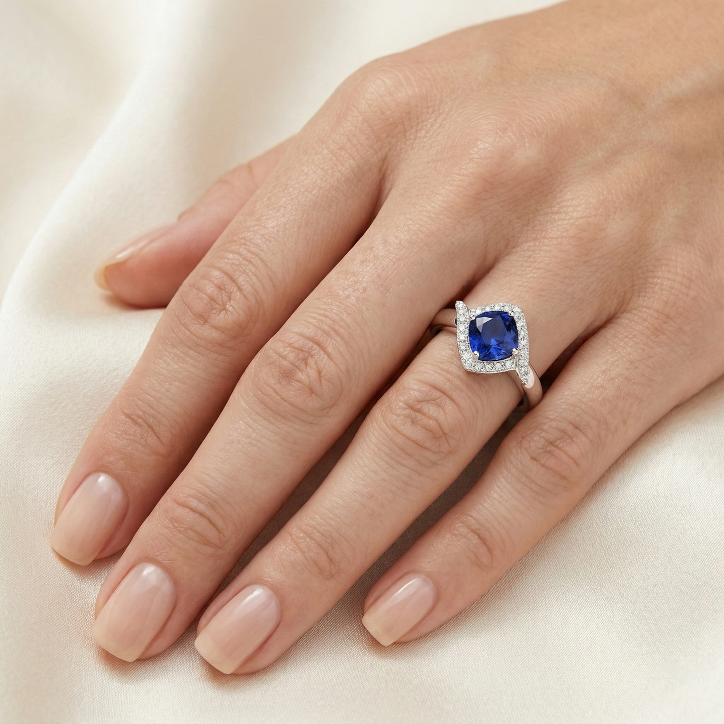 2.25 Karat Ceylon Saphir und Aus der Erde Abgebauter Natürlicher Diamant Promise Ring Weißgold 14K
