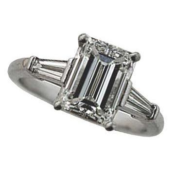 2.01 ct. Smaragd-Natürliche Diamant-Verlobungsring mit 3 Steinen Neu