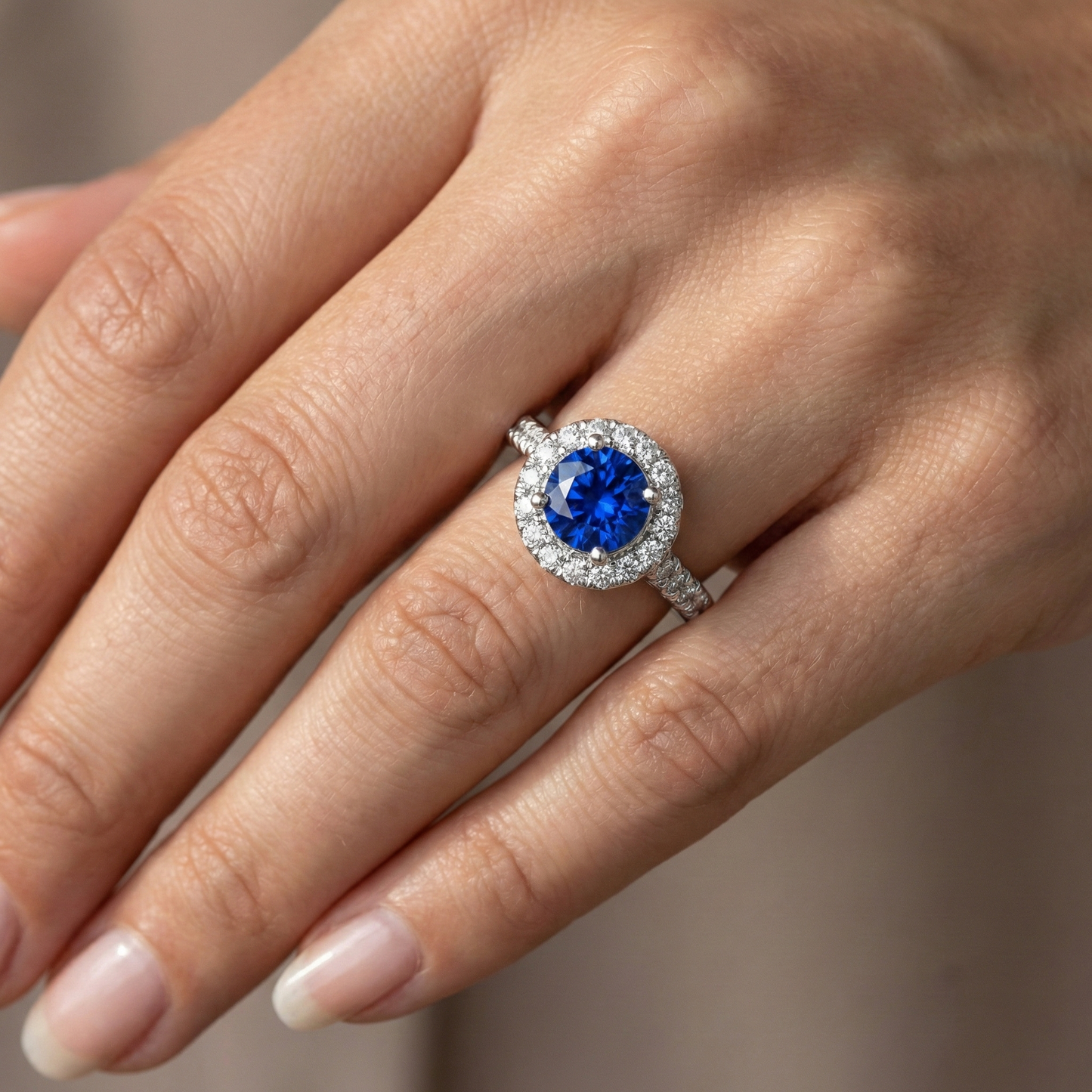 2,90 ct Sri Lanka blauer Saphir mit Aus der Erde Abgebauter Natürlicher Diamantring Weißgold 14K