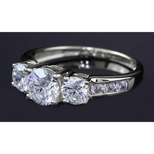 3 Karat Drei-Steine-Verlobungsring Natürliche Diamant Runder Korb Krappenfassung