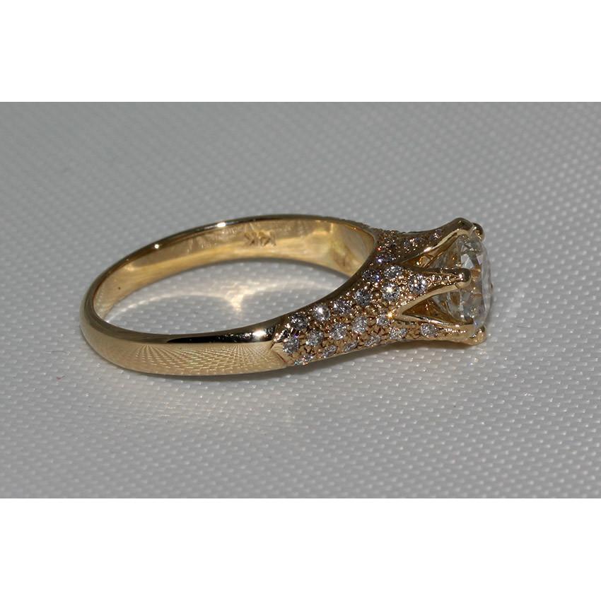 3 Karat Echt Diamant-Solitärring aus Gelbgold mit Akzenten