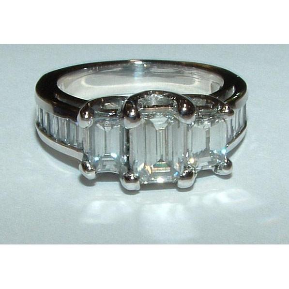 3 ct. Smaragd & Baguettes Drei-Stein-Echt Diamant-Ring Weißgold 14K