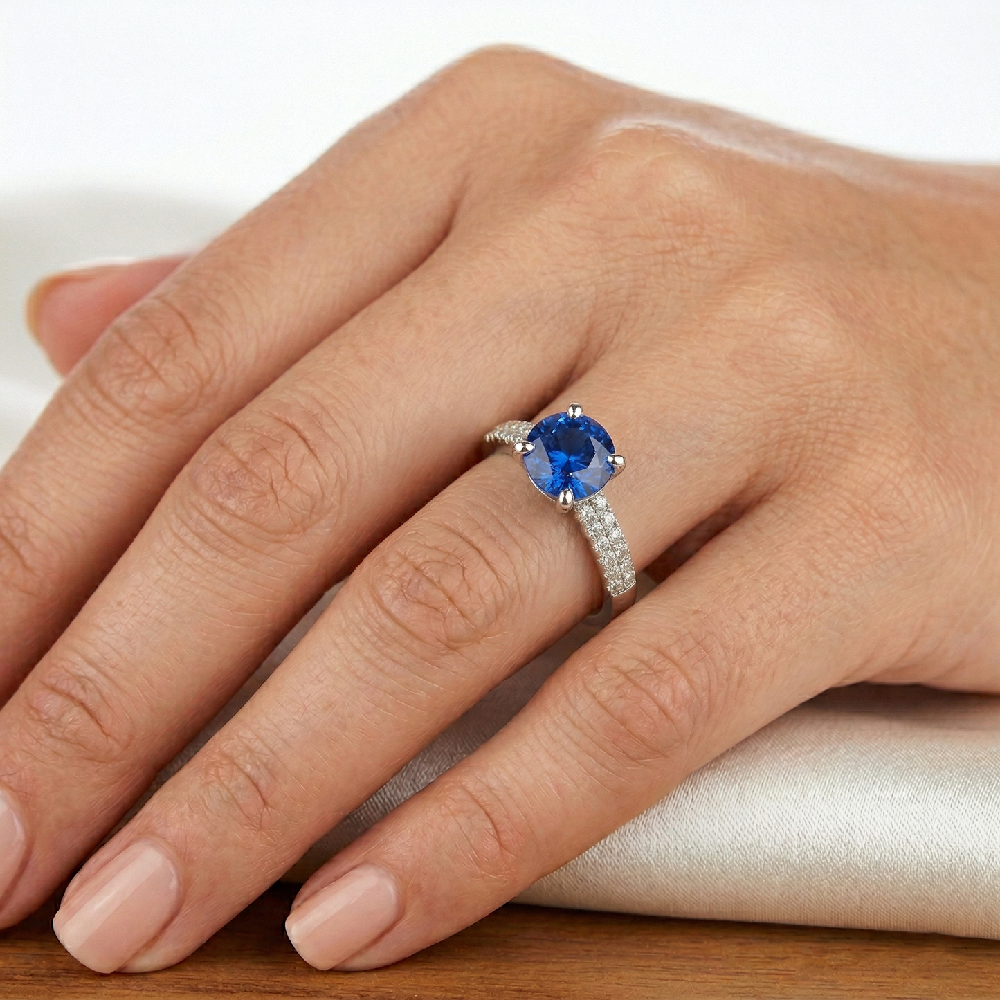 3.50 ct. Ring mit Saphir-Aus der Erde Abgebauter Natürlicher Diamanten im runden Schliff-Satz WG 14K
