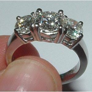 4 Cent Drei-Steine-Verlobungsring aus echtem Weißgold mit Aus der Erde Abgebauter Natürlicher Diamanten