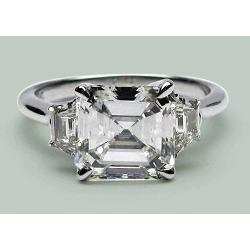 5,50 Karat Asscher & Trapezoid Echt Diamant 3-Stein-Jubiläumsring Neu