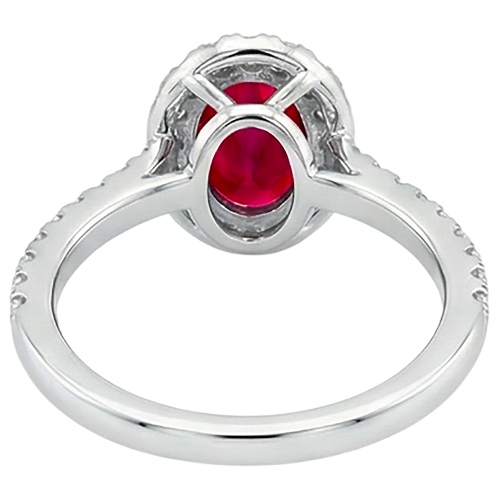 7.35 Karat Ovaler Rubin mit runden Aus der Erde Abgebauter Natürlicher Diamanten Ring Weißgold 14K