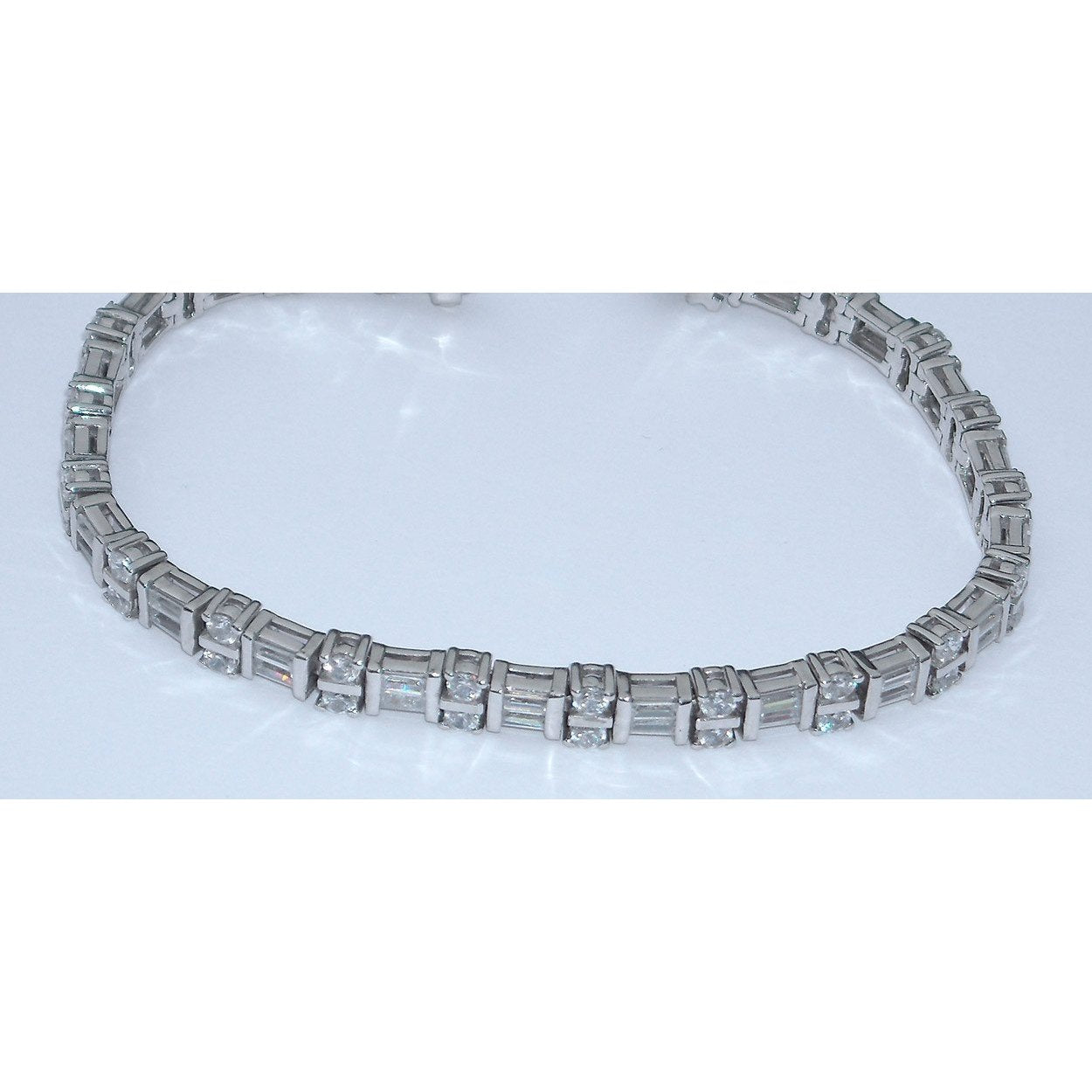 7 Karat Echt Diamanten Tennisarmband Baguettes und rundes 14K Weißgold