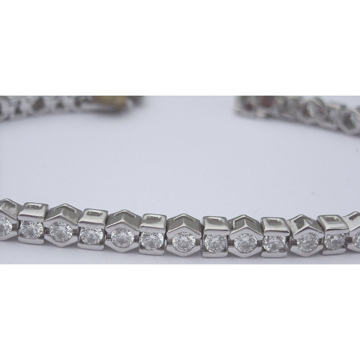 7.50 Karat Echt Diamant Tennisarmband Runde halbe Lünette