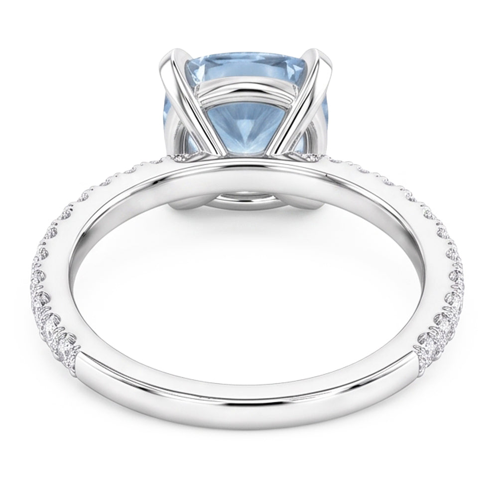 8.70 Karat Aquamarin mit Aus der Erde Abgebauter Natürlicher Diamanten Ring Krappenset Weißgold 14K