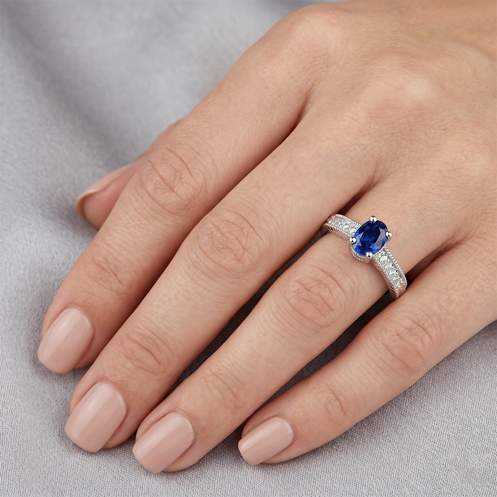 Blauer Saphir im Ovalschliff mit Aus der Erde Abgebauter Natürlicher Diamantring 1,85 Karat Weißgold 14K