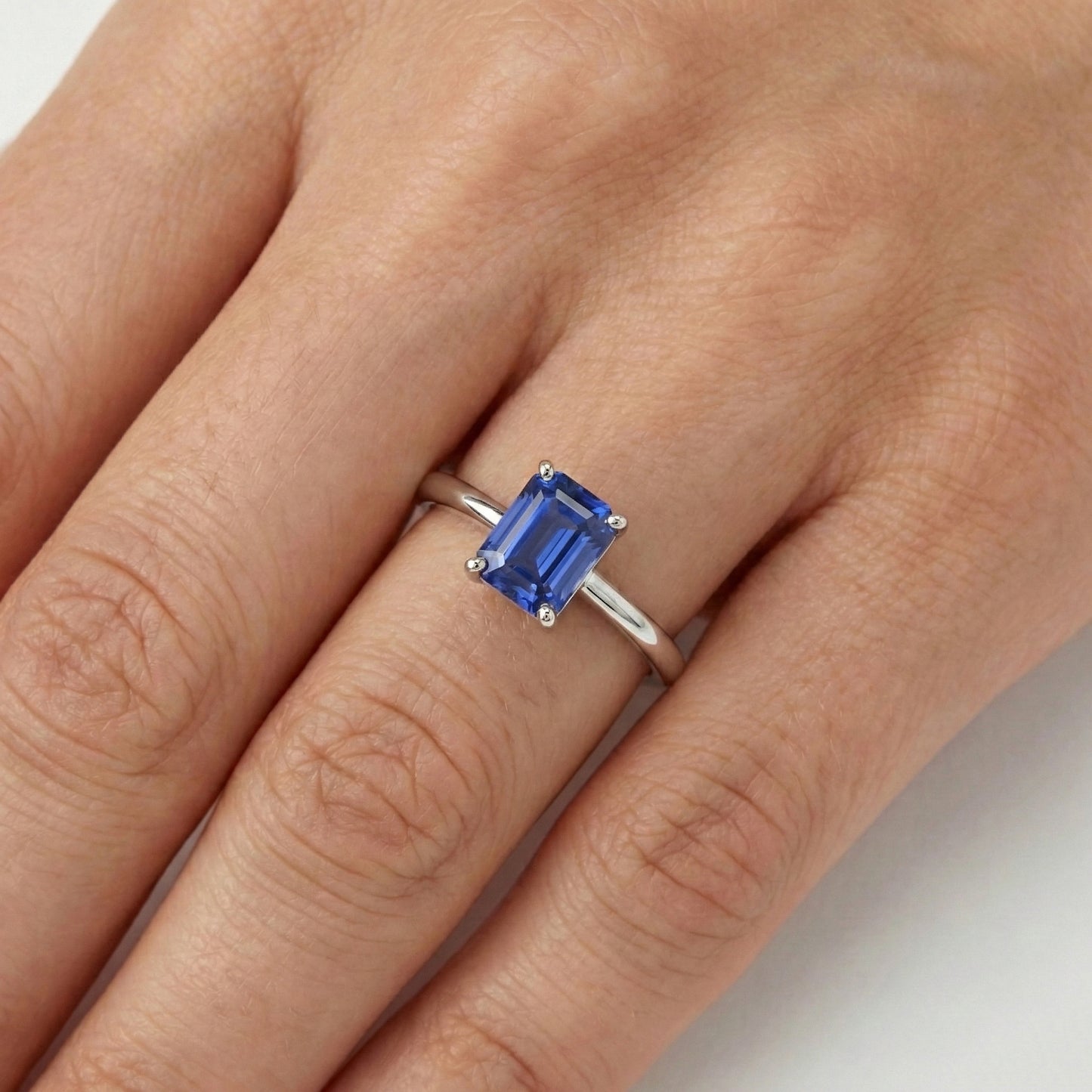 echter diamant 1.50Karat ring auf Weiß
