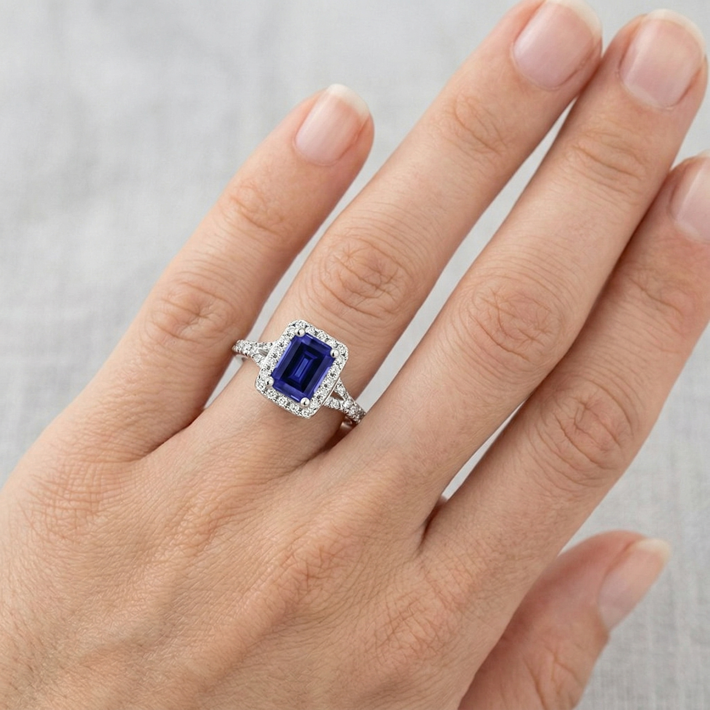 Blauer Smaragd-Ceylon-Saphir-Aus der Erde Abgebauter Natürlicher Diamant-Verlobungsring 3 Karat