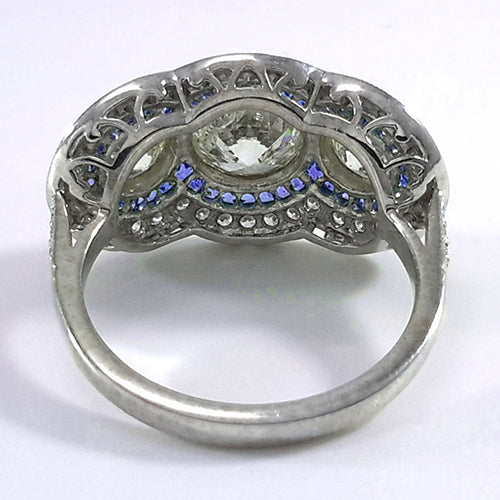 Blauer Saphir Altschliff Aus der Erde Abgebauter Natürlicher Diamantring 3 Steine Stil 6 Karat