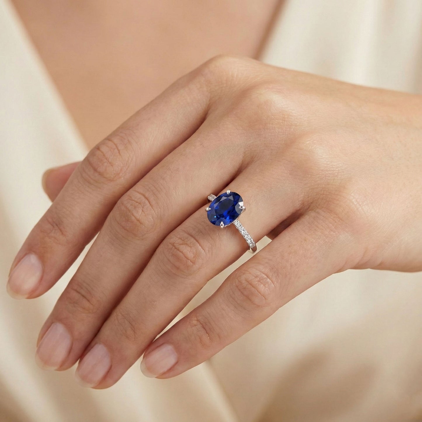 echter oval diamant 3.50Karat ring Dreiviertelansicht