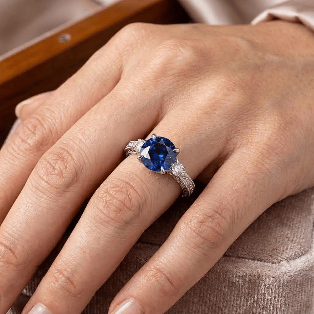 Drei-Steine-Goldring Rund Ceylon Saphir & Aus der Erde Abgebauter Natürlicher Diamant 2,50 Karat Neu