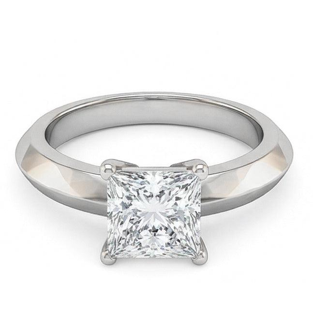 echter princess diamant 0.75Karat ring auf Weiß