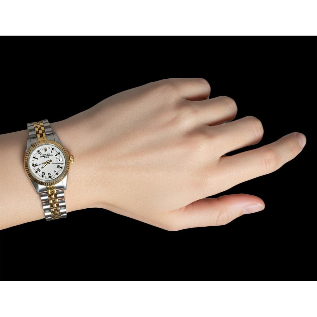 Edelstahl & Gold Jubilee Armband Datumsuhr, weißes römisches Zifferblatt, geriffelte Lünette P2