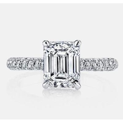 Funkelnder Smaragd-Echt Aus der Erde Abgebauter Natürlicher Diamant-Solitärring mit Akzenten 3.10 Karat