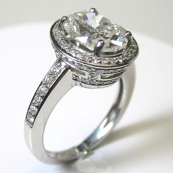 Halo Oval Echt Diamant-Verlobungsring 3 Karat