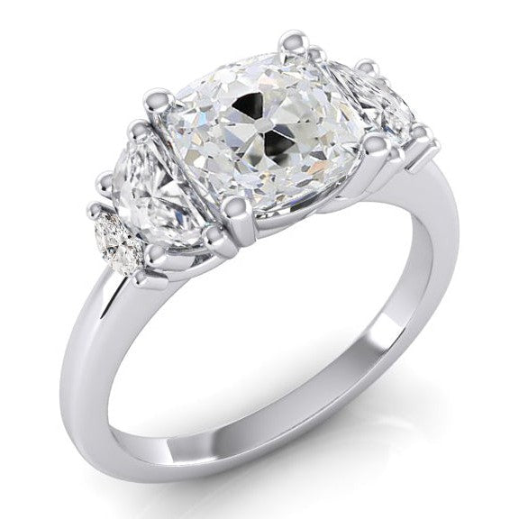 Kissen Alter Schnitt Echt Diamantring 4,50 Karat mit Marquise & Halbmonden