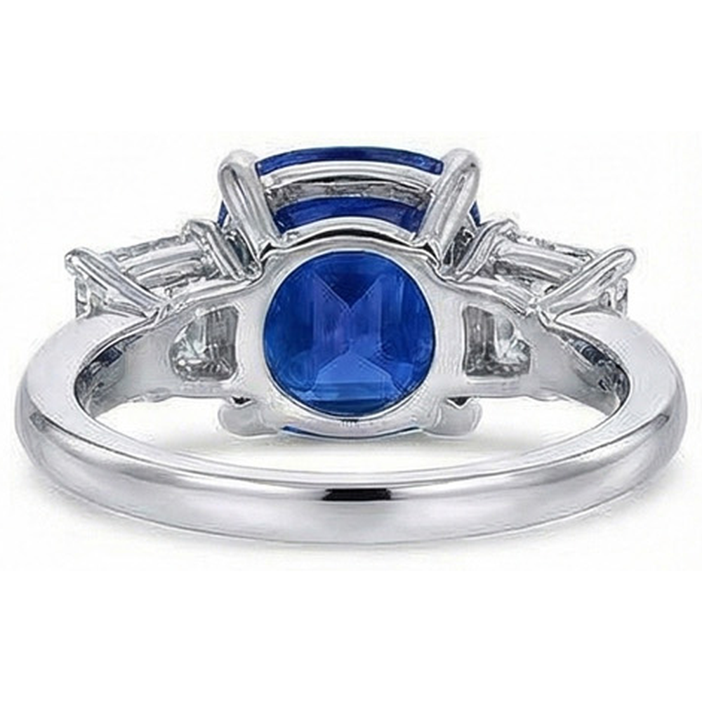 Kissen Saphir mit Aus der Erde Abgebauter Natürlicher Diamanten 4 Karat Verlobungsring