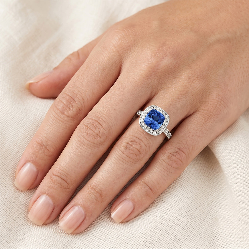 Kissen Sri Lanka Blauer Saphir Aus der Erde Abgebauter Natürlicher Diamanten 3.40 ct Ring Weißgold 14K