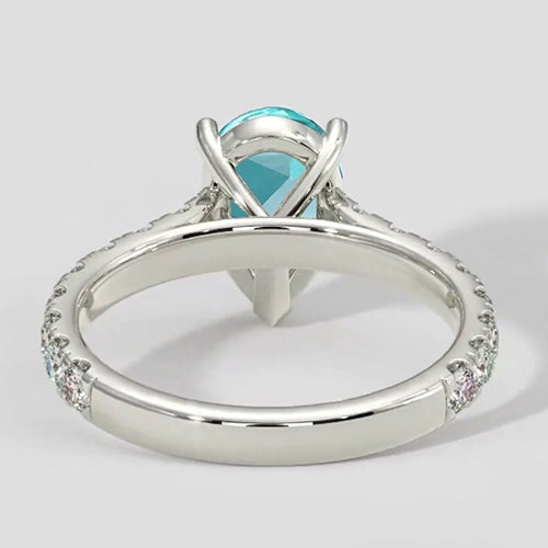 Klassischer birnenförmiger Paraiba-Steinring