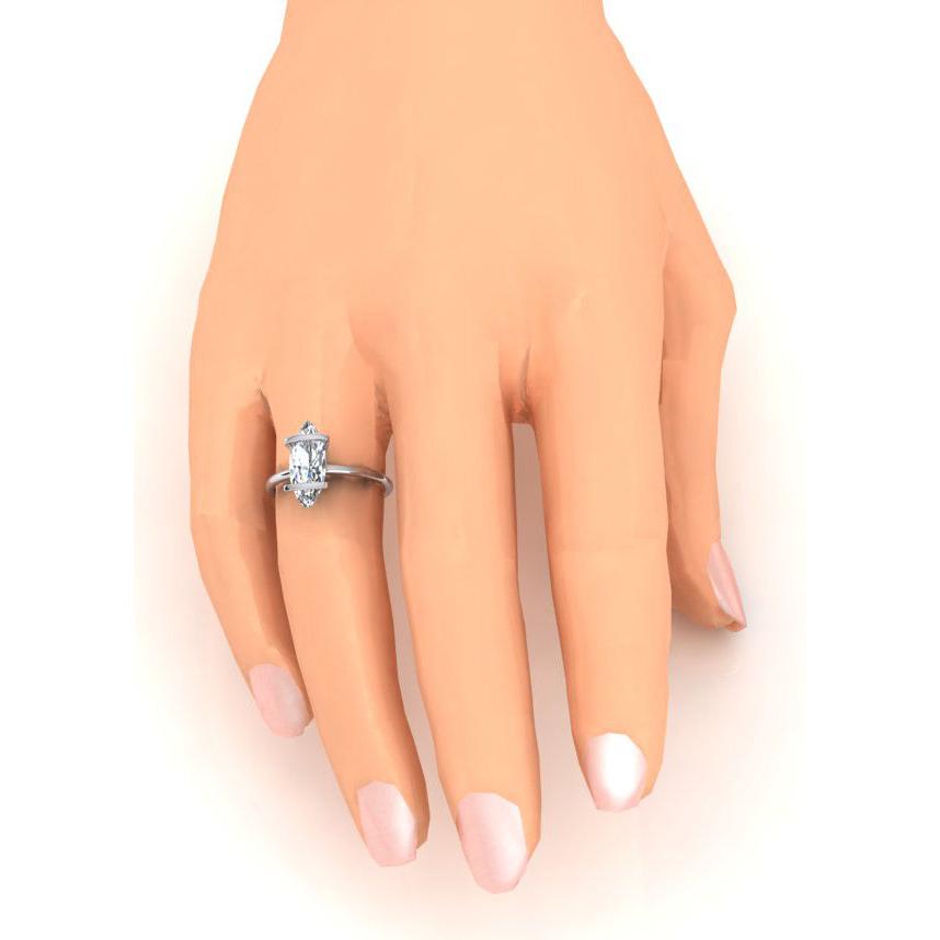 Marquise-Ring mit zwei Krappen in einzigartigem Stil