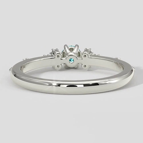Milgrain-Ring mit Paraiba-Turmalin und Diamanten