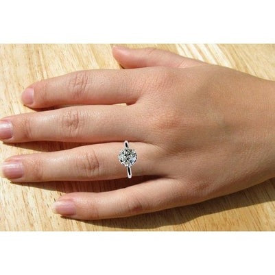 Natürliche Diamant Solitaire Ring 2.50 Karat Old Mine Klassischer Damenschmuck