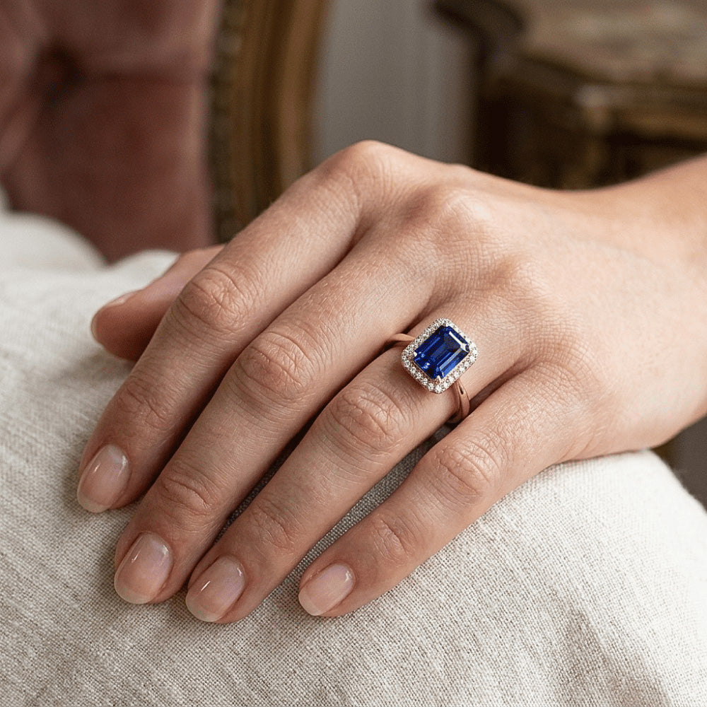 Natürlicher Diamant ( nicht im Labor gezüchtet ) Halo Smaragd Ceylon Saphir Ring Konischer Schaft 3 Karat Gold