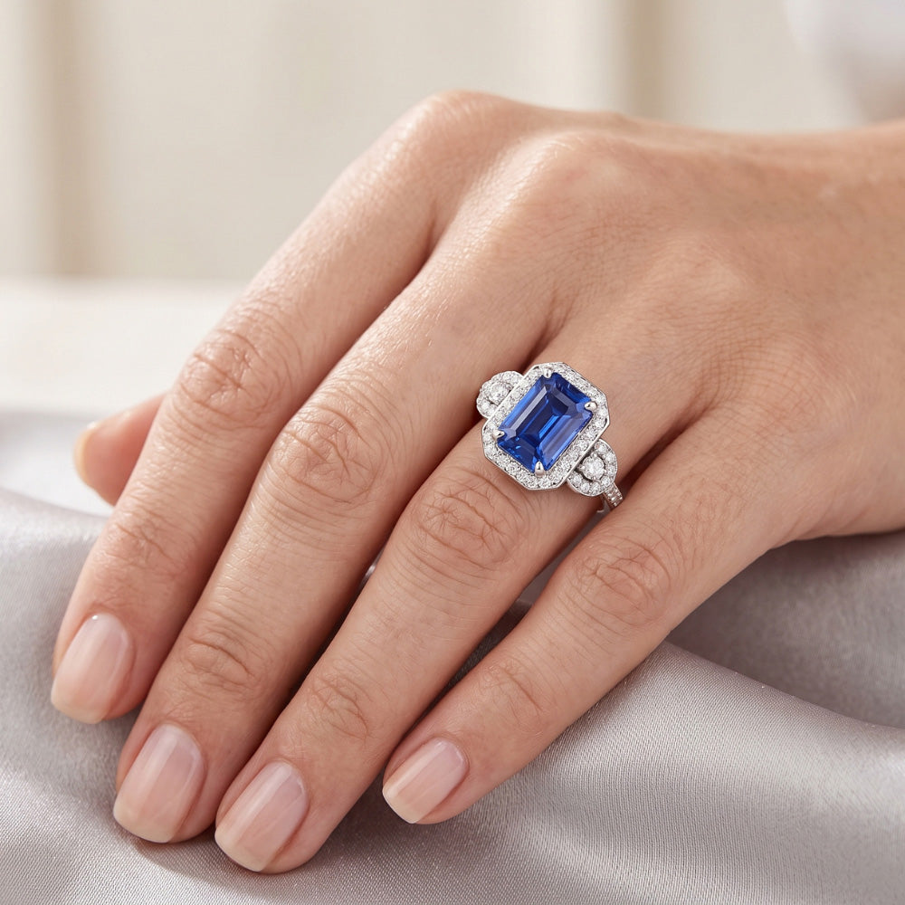 Natürlicher Diamant ( nicht im Labor gezüchtet ) Halo Srilanka Saphir Smaragd Ring 3 Steine Stil 4,50 Karat