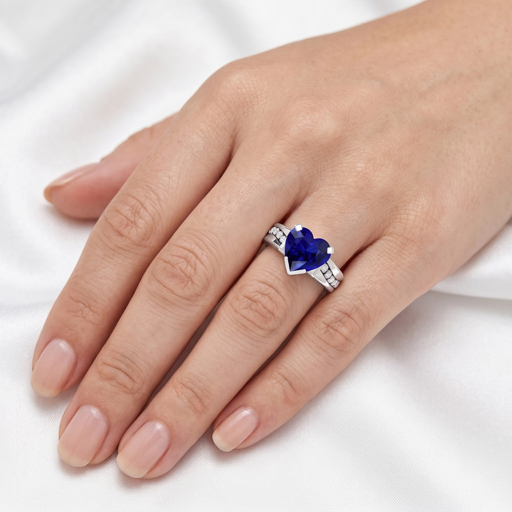 Natürlicher Diamant ( nicht im Labor gezüchtet )schmuck Herzförmiger Ceylon Saphir Ring 4 Karat Dicker Schaft