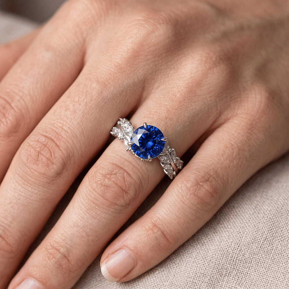 Natürlicher blauer Saphir & Marquise Aus der Erde Abgebauter Natürlicher Diamantring mit geteiltem Schaft 3 Karat Neu