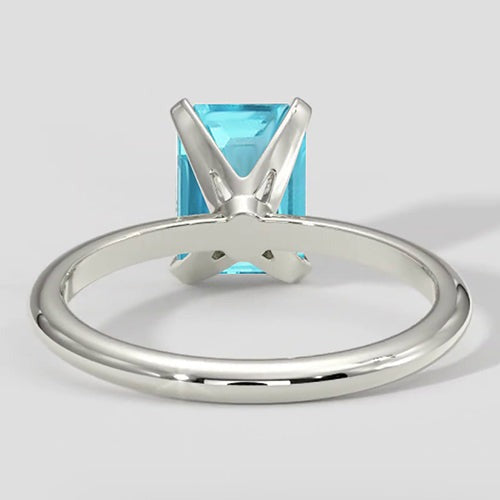 Natürlicher Paraiba-Ring im Smaragdschliff in Weißgold