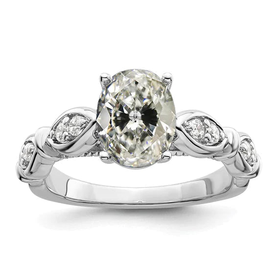 Ovaler alter Bergmann Echt Diamantring aus Weißgold mit Akzenten 5.25 Karat