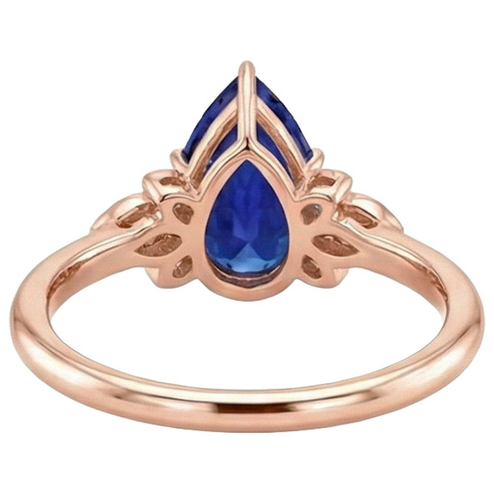 echter pear diamant 7.25Karat ring auf Weiß