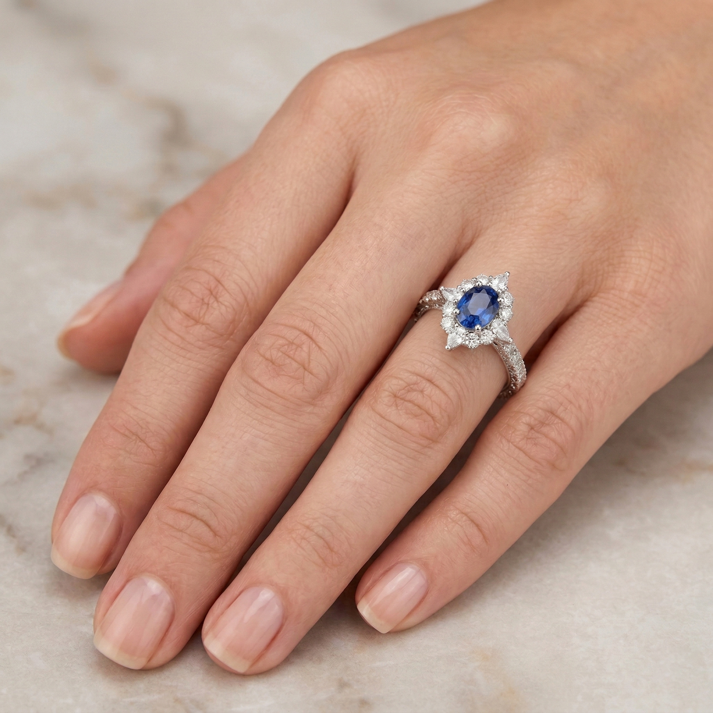 Saphir-Cluster-Ring Vintage-Typ