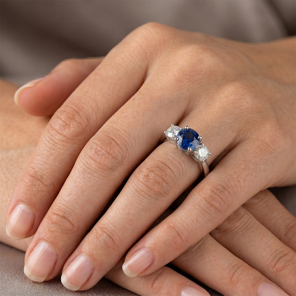 Saphir- und Aus der Erde Abgebauter Natürlicher Diamantring