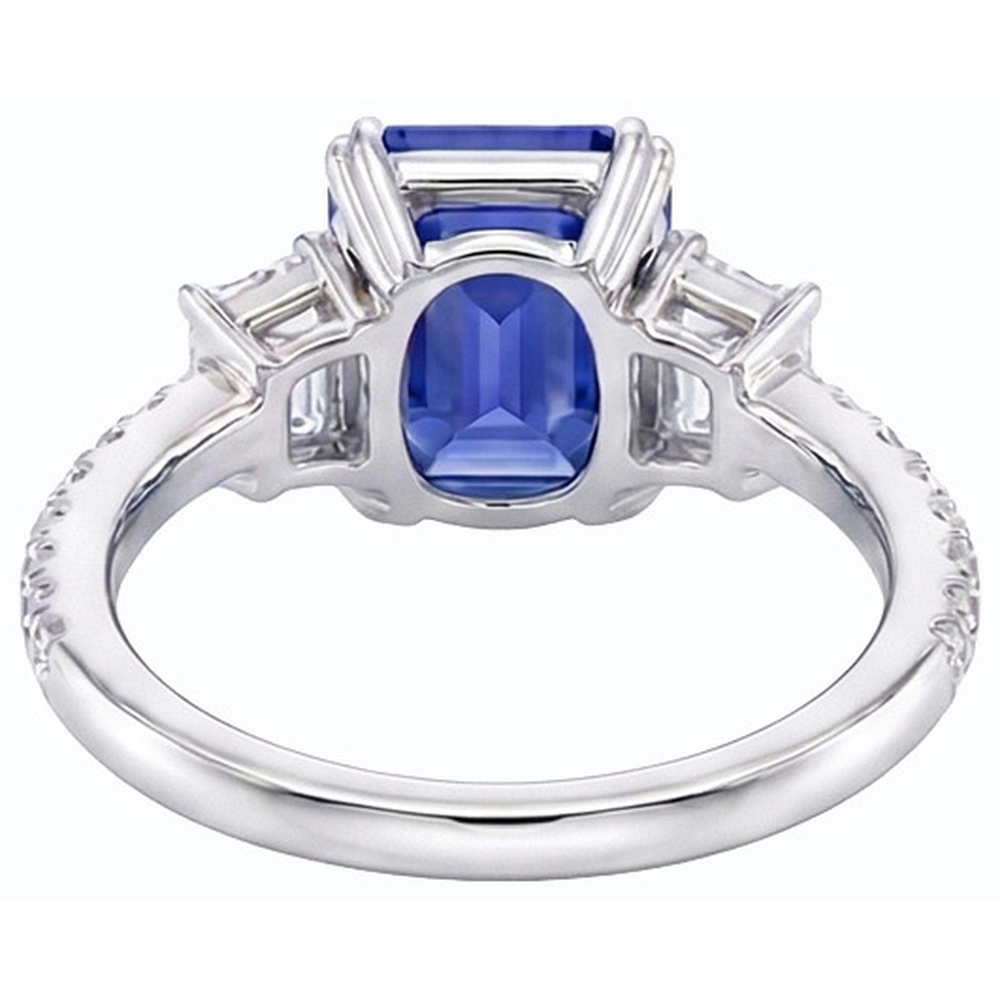 Smaragd Drei Steine Blauer Saphir Ring & Pave Set Natürlicher Diamant ( nicht im Labor gezüchtet )en 3 Karat