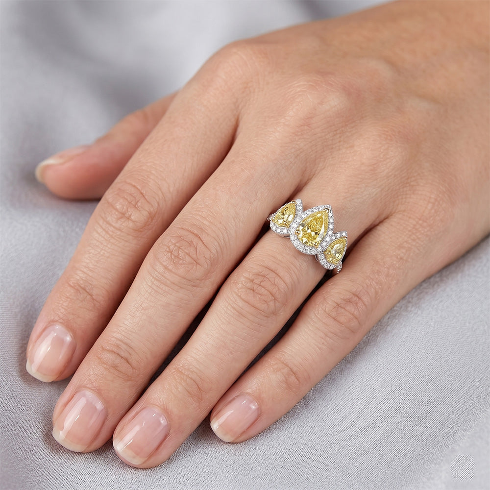 Strahlender VVS Fancy Gelber Diamant Ring – 1,5 Karat
