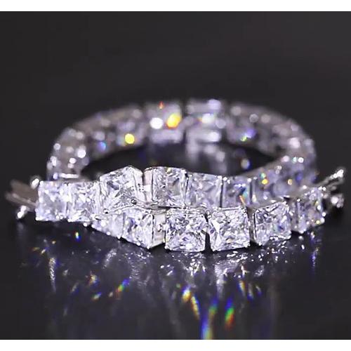 Tennisarmband mit 32 Karat Natürliche Diamanten im Prinzessschliff