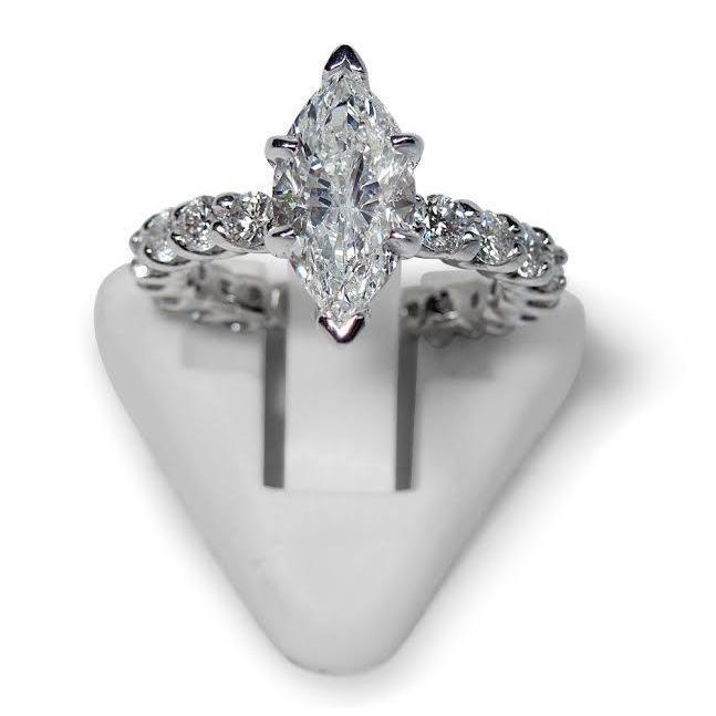 Verlobungsring mit Marquise- und rundem Aus der Erde Abgebauter Natürlicher Diamant, 2,75 Karat, 14 Karat echtes Weißgold