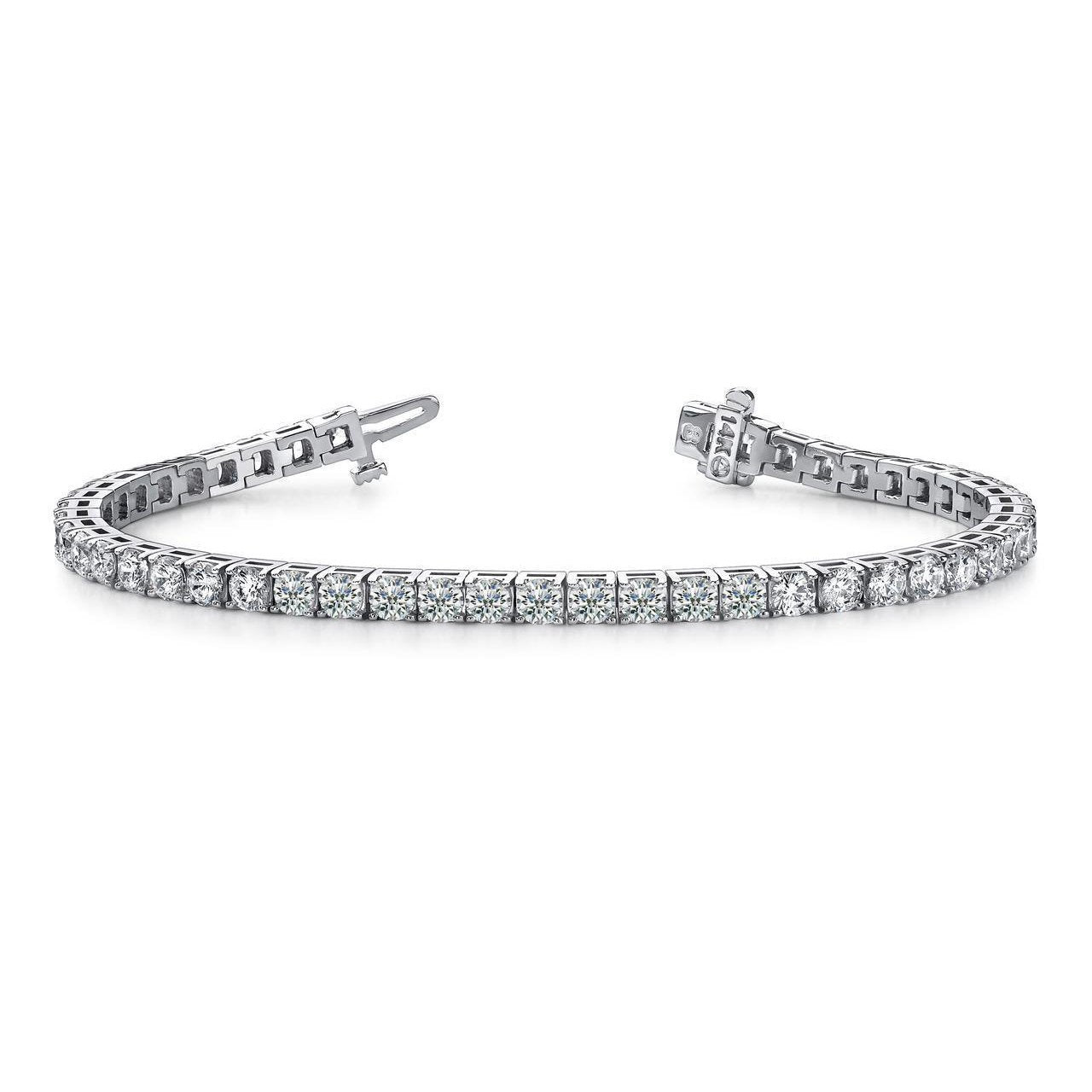 Wunderschönes Damen Tennis Armband aus Weißgold mit 6,72 ct Echt Diamanten im Rundschliff