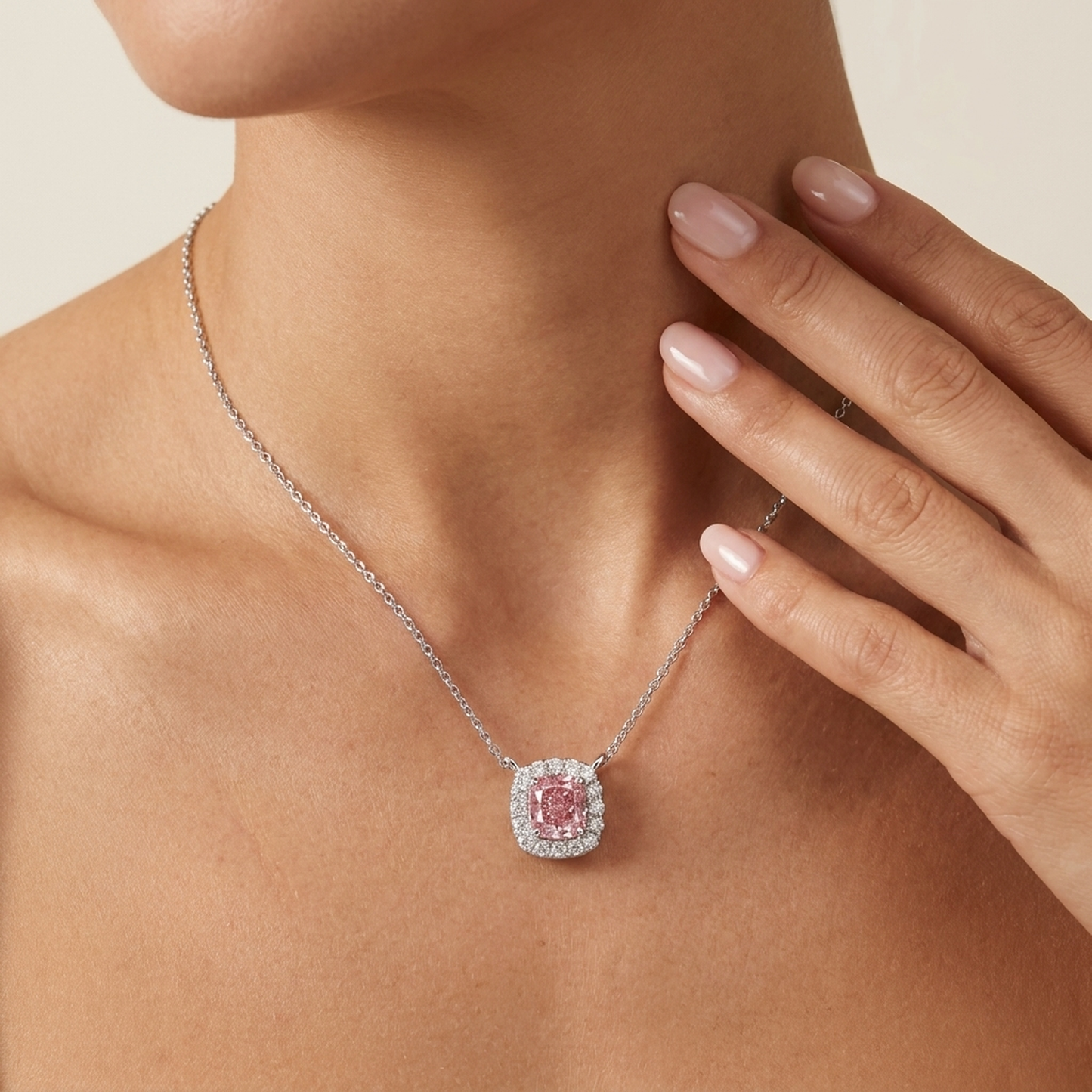 Halskette mit rosa Diamant im Kissenschliff, 3 Karat