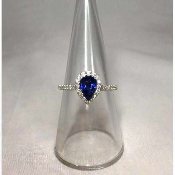 echter round saphir 1.60Karat ring auf Weiß
