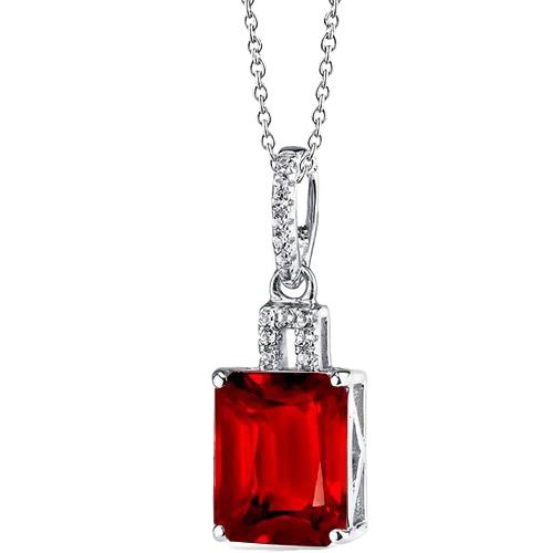 5,35 ct. Rubin mit Aus der Erde Abgebauter Natürlicher Diamanten Anhänger Halskette 14K Weißgold