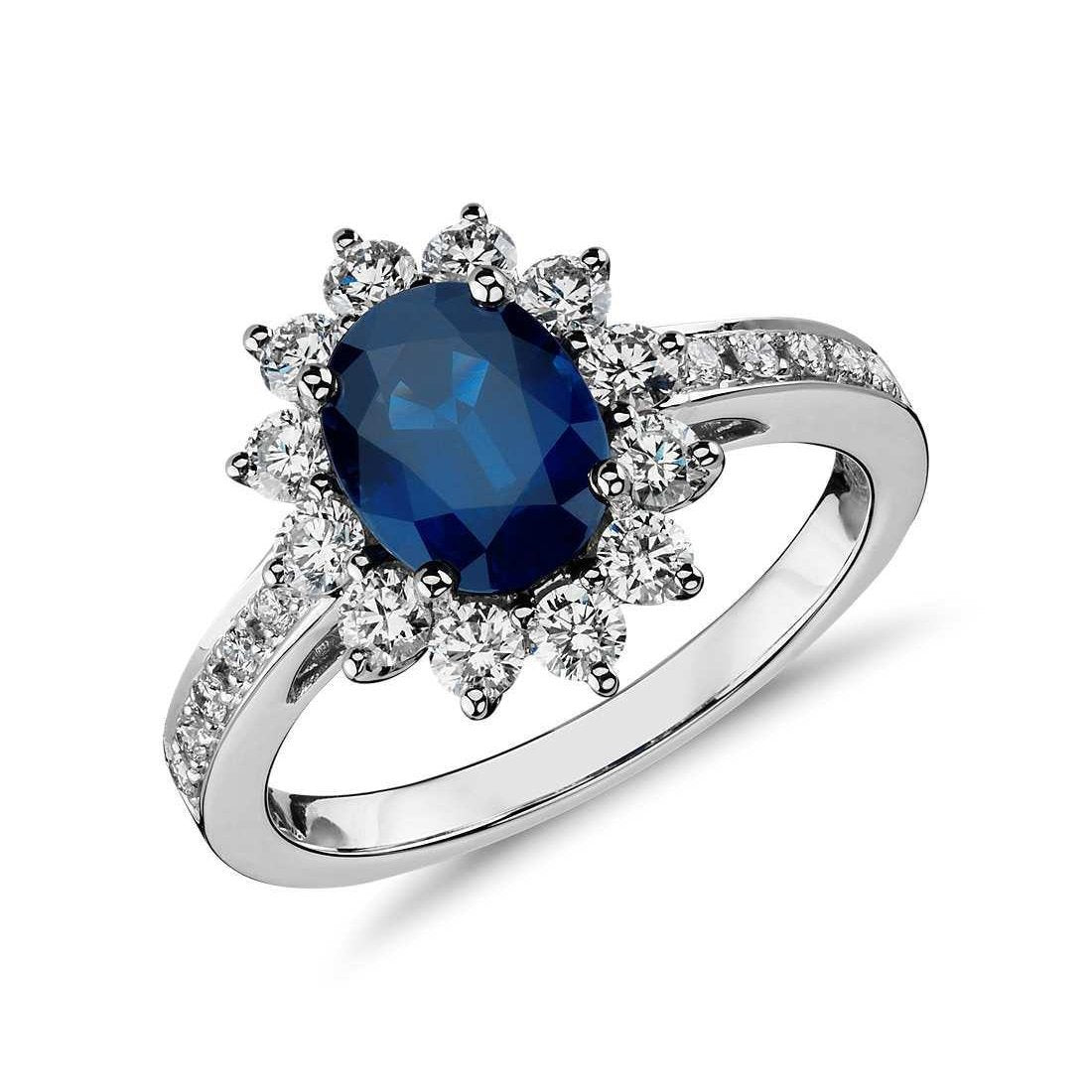 Ceylon Saphir und Aus der Erde Abgebauter Natürlicher Diamanten 4 Karat Jubiläumsring Krappenset