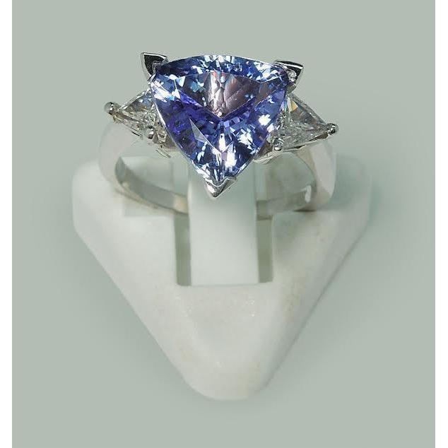 Drei-Steine-Ring Trilliant Cut Blauer Aus der Erde Abgebauter Natürlicher Diamant Edelstein 6.5 Karat WG 14K