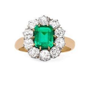 Grüner Smaragd Aus der Erde Abgebauter Natürlicher Diamant Ehering Gold 14K